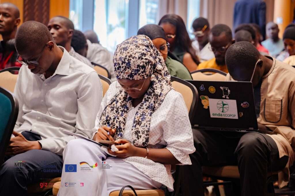 24 -Participants-Green-Coding Intervenants- Developpeurs Decideurs-publics Entrepreneurs-numeriques AKASSAA