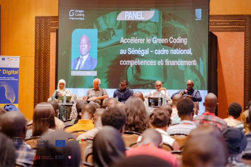 26 -Panel-de-haut-niveau Atelier-pratique Table-ronde Masterclass Keynote Evenement Green Coding AKASSAA GIZ AKASSAA