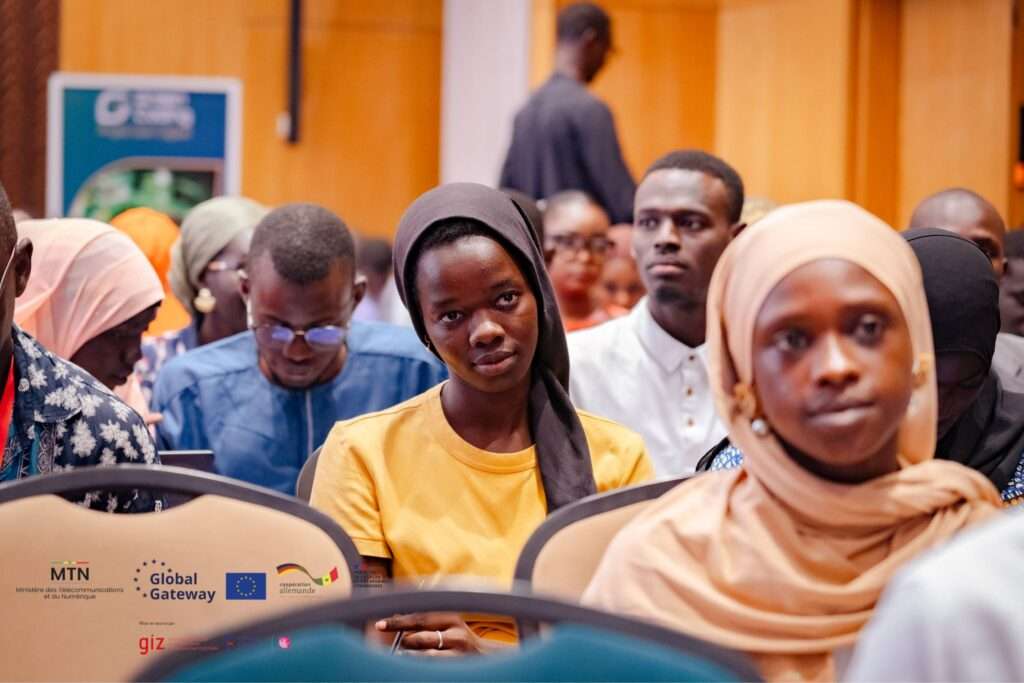 26 -Participants-Green-Coding Intervenants- Developpeurs Decideurs-publics Entrepreneurs-numeriques AKASSAA