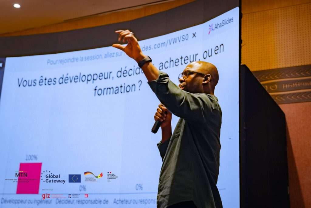 6 -Participants-Green-Coding Intervenants- Developpeurs Decideurs-publics Entrepreneurs-numeriques AKASSAA