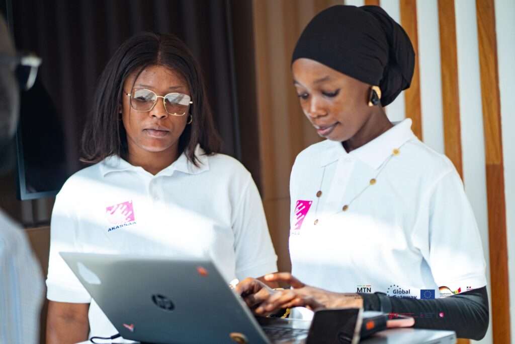 7 MTN_GIZ_AKASSAA_Atelier National_DEEE E-DECHETS ACHATS VERTS- Senegal Numerique GOIN DIGITAL New Deal Technologique